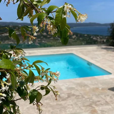 Bed & Breakfast Cacharelle - Splendide Vue - Piscine Privee Cavalaire-sur-Mer