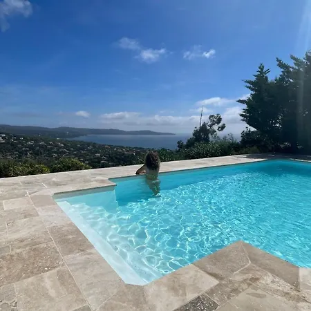 Cacharelle - Splendide Vue - Piscine Privee Bed & Breakfast 4*
