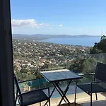 Villa CACHARELLE - Bed&Breakfast - Suite exclusive 60m2 Splendide vue Mer - Piscine privée Cavalaire-sur-Mer