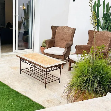 Cacharelle Vue Piscine كافالير سور مير