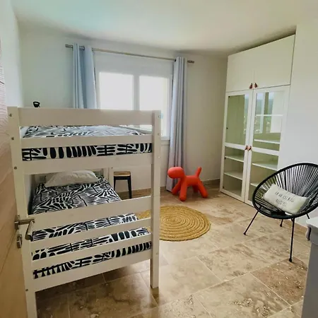 Cacharelle Vue Piscine فندق مبيت وإفطار كافالير سور مير