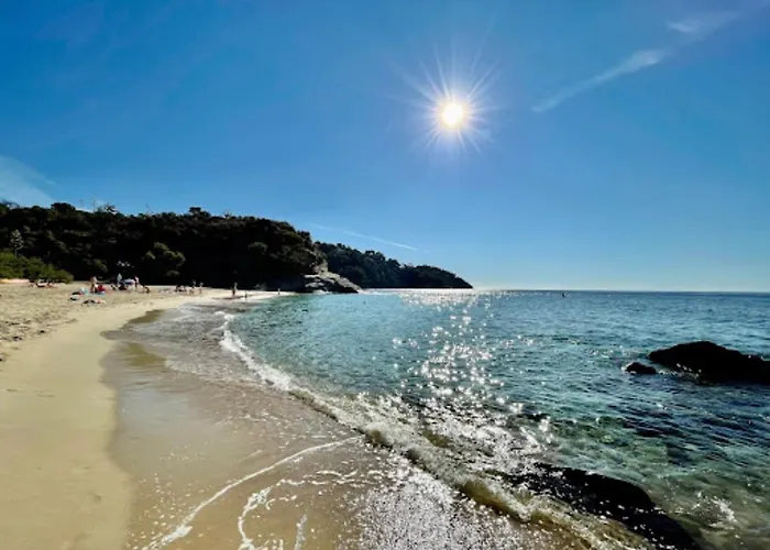 ベッド・アンド・ブレックファスト Villa Cacharelle - Splendide Vue Mer - Piscine Privee